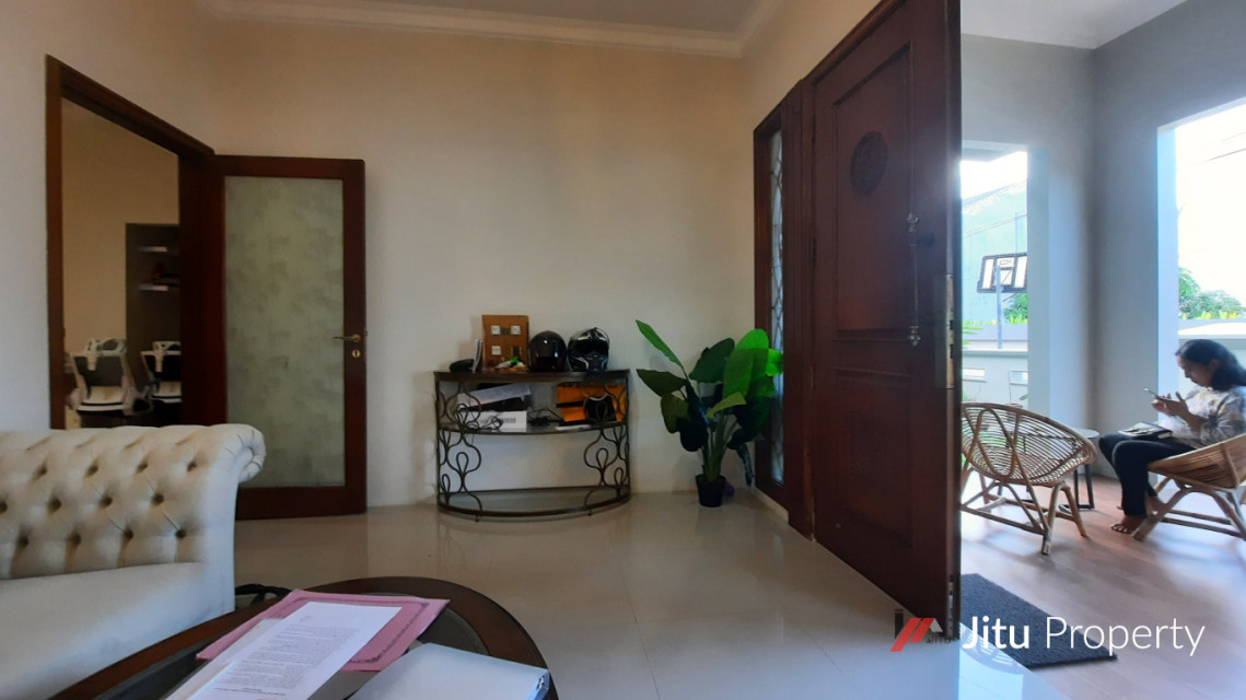 Dijual Rumah Tipe Besar 2 Lantai Di Tengah Kota Pekalongan