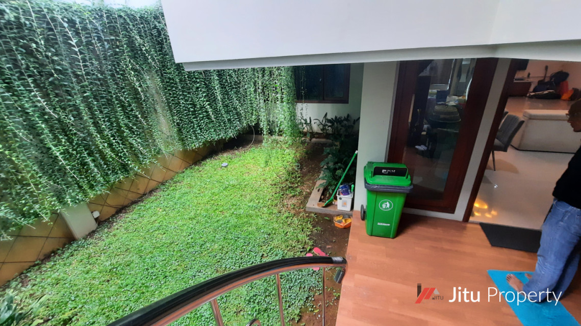 Dijual Rumah Tipe Besar 2 Lantai Di Tengah Kota Pekalongan