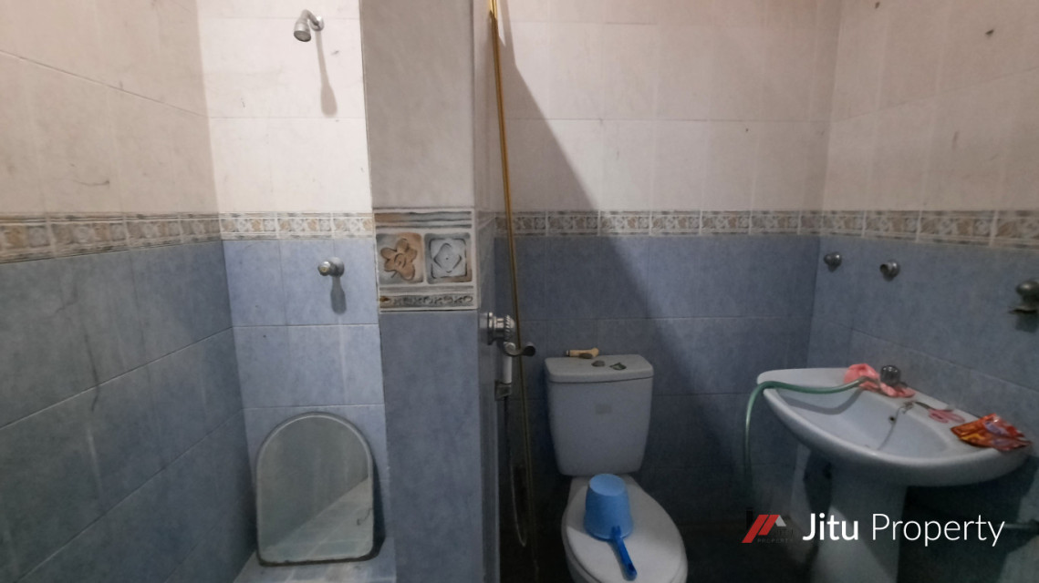 Dijual Rumah Tipe Besar 2 Lantai Di Tengah Kota Pekalongan