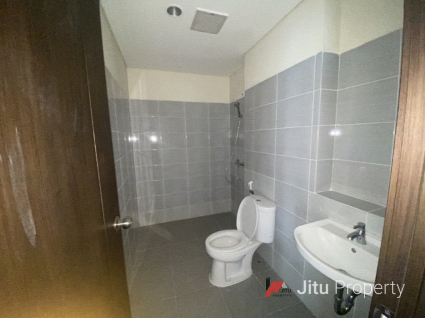 Dijual Unit Apartment Metro Garden Lantai 33 Dekat Pintu Toll