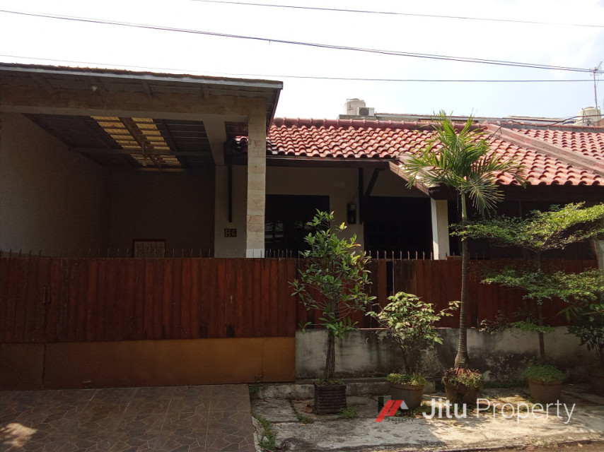 Dijual Rumah Dalam Komplek, Asri, Tenang, Aman, Strategis