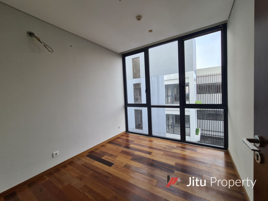 Apartment Rosebay Graha Famili Tipe 2BR Deluxe Baru Gress Termurah