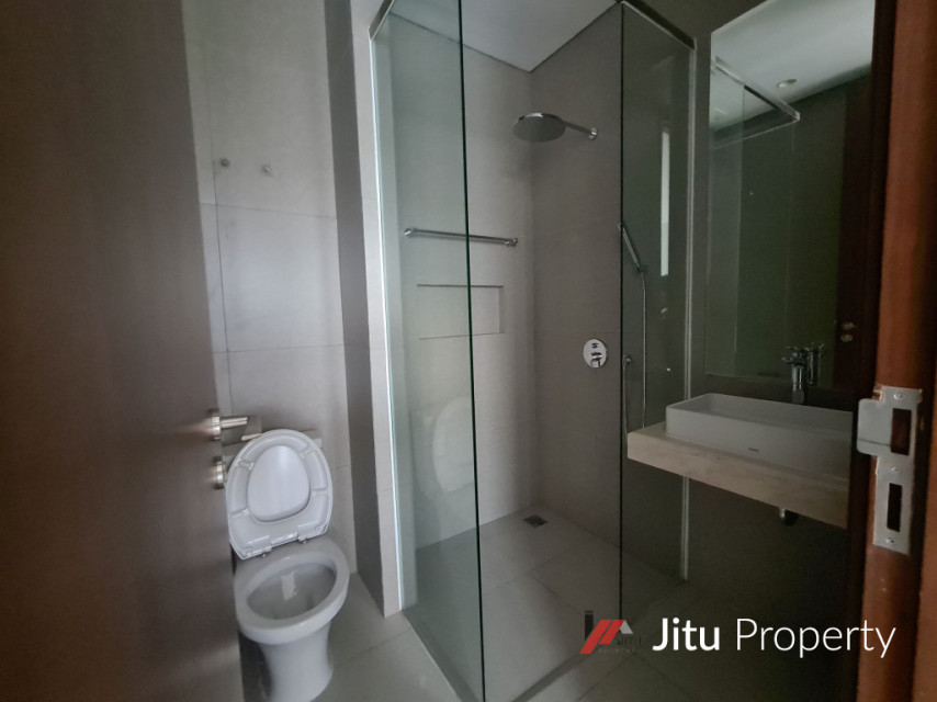 Apartment Rosebay Graha Famili Tipe 2BR Deluxe Baru Gress Termurah