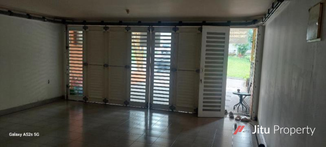 Dijual Rumah Minimalis Modern Central Park Kota Wisata Cibubur