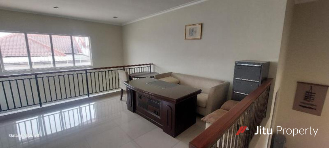 Dijual Rumah Minimalis Modern Central Park Kota Wisata Cibubur