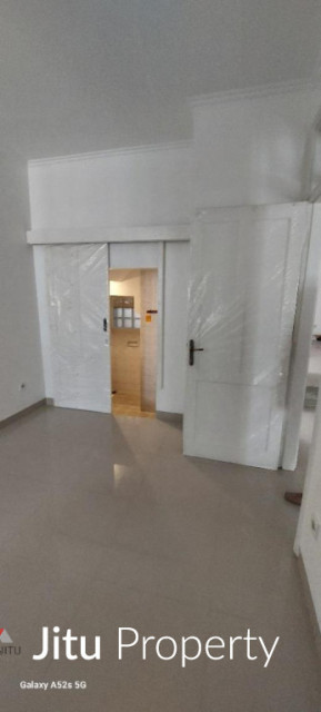 Dijual Cepat Rumah Cozy Renov Siap Huni Kota Wisata Cibubur