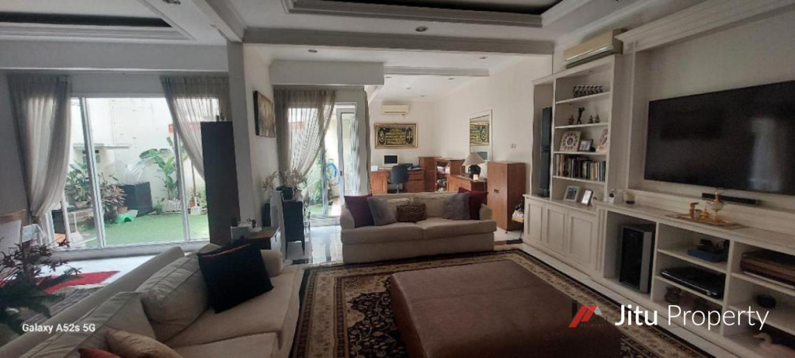 Rumah Minimalis Modern Hommy / Cozy Raffles Hills Cibubur