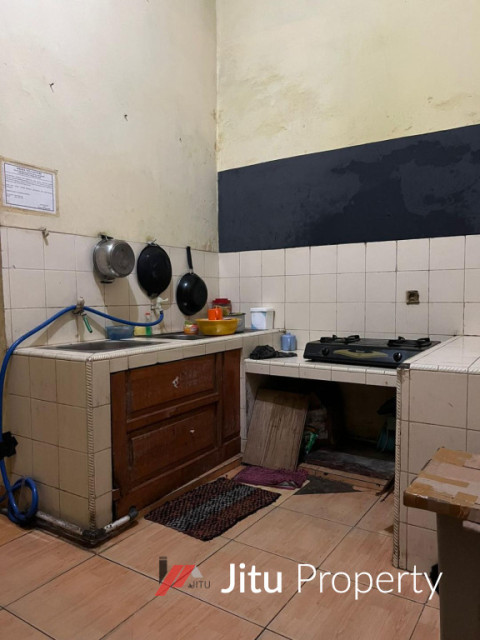 Dijual Rumah Kost 4 Lt Daerah Kramat Jkt Pus yang Masih Beroperasi