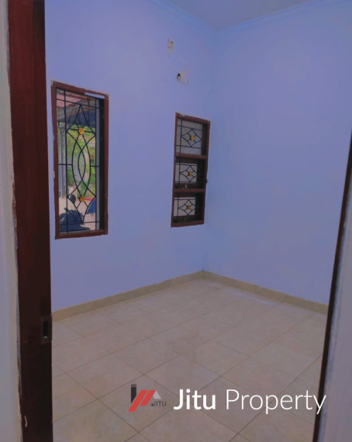 Hunian Nyaman: Dijual Rumah Strategis Dekat Fasilitas Kota!