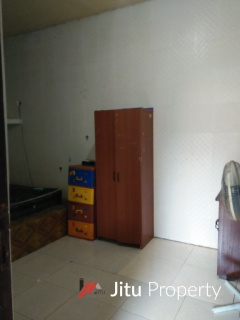 Kos Surabaya Barat 6 Kamar Kekeluargaan NonAC uk.3x7m single/pasutri