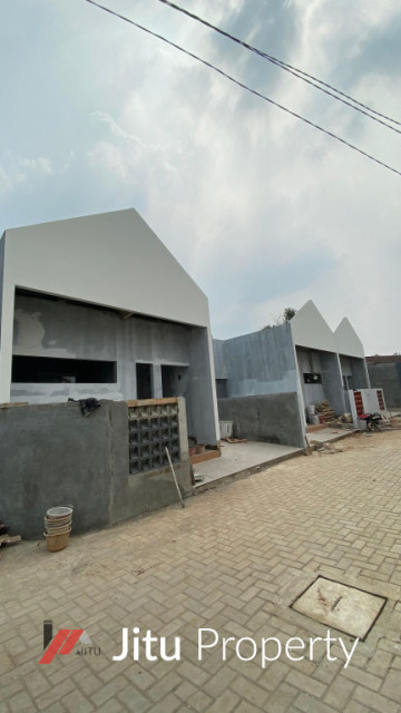 Dijual Rumah Siap Huni berlokasi di belakang graha bintang cimuning