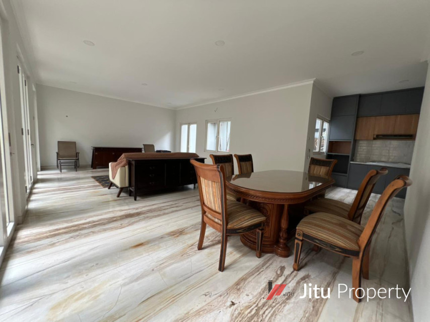 Rumah Cozy Modern Boulevard Siap Huni Furnished Kota Wisata Cibubur