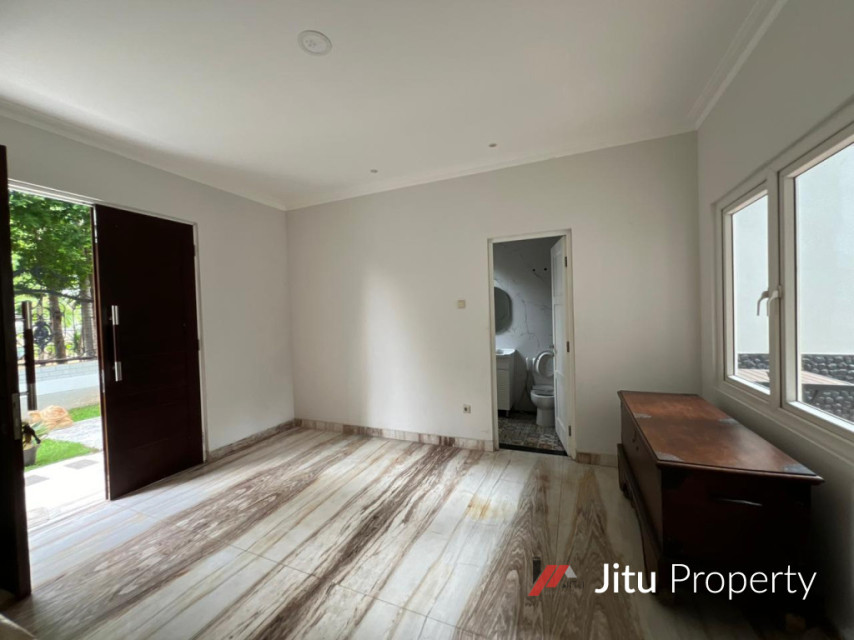 Rumah Cozy Modern Boulevard Siap Huni Furnished Kota Wisata Cibubur