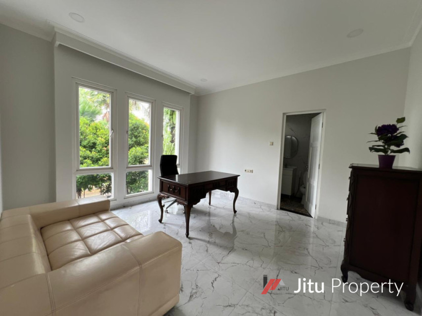 Rumah Cozy Modern Boulevard Siap Huni Furnished Kota Wisata Cibubur