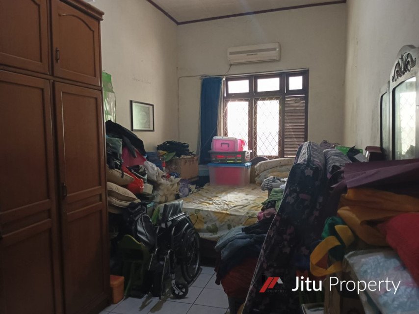 Rumah 2 Lantai Nyaman dan Aman di Wilayah Tebet Dijual