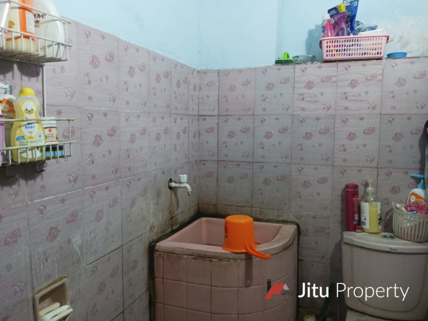 Rumah 2 Lantai Nyaman dan Aman di Wilayah Tebet Dijual