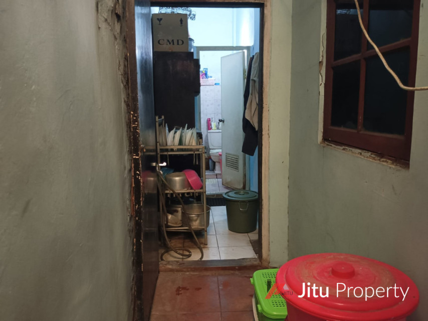 Rumah 2 Lantai Nyaman dan Aman di Wilayah Tebet Dijual