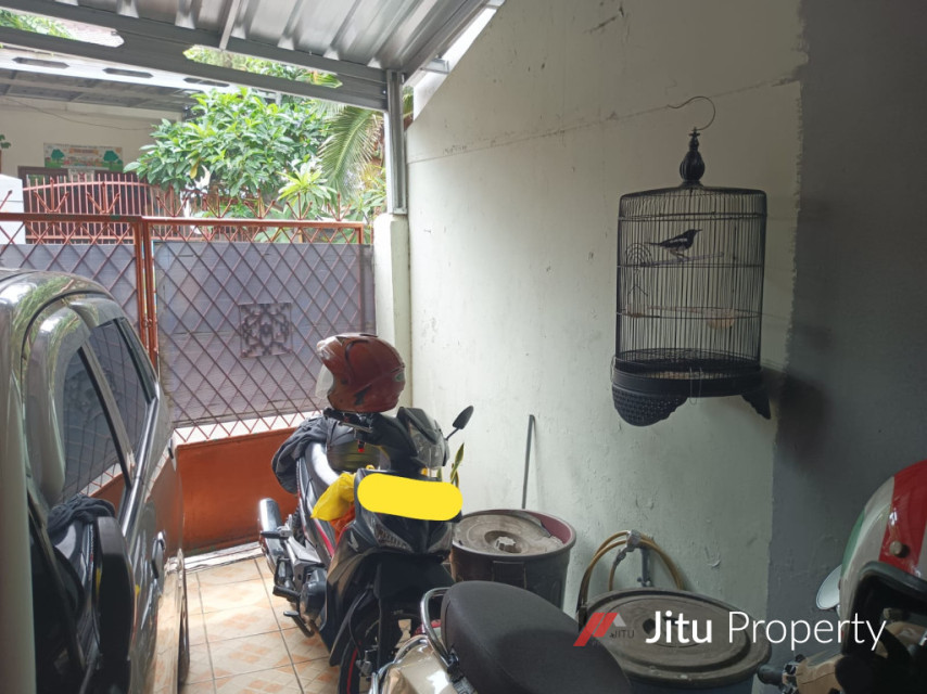 Rumah 2 Lantai Nyaman dan Aman di Wilayah Tebet Dijual