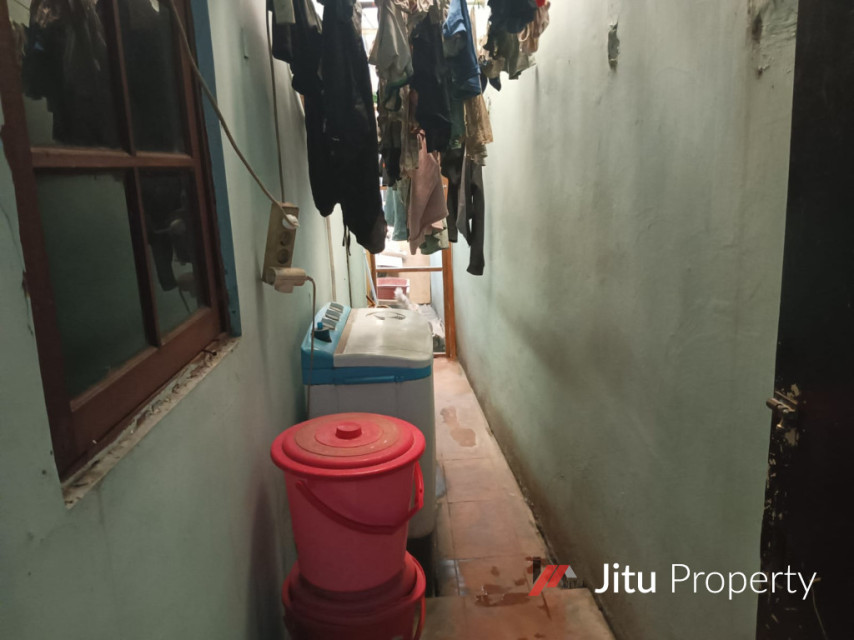 Rumah 2 Lantai Nyaman dan Aman di Wilayah Tebet Dijual