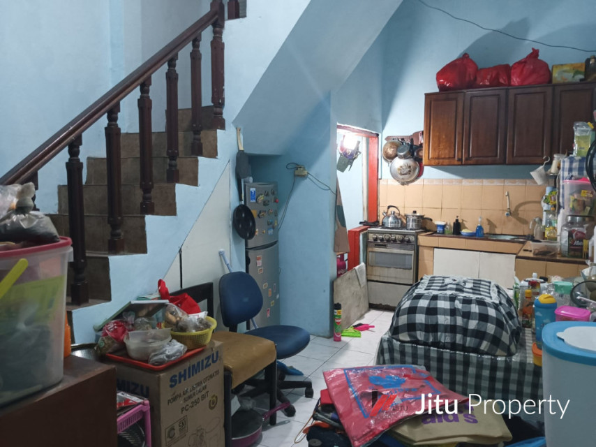 Rumah 2 Lantai Nyaman dan Aman di Wilayah Tebet Dijual