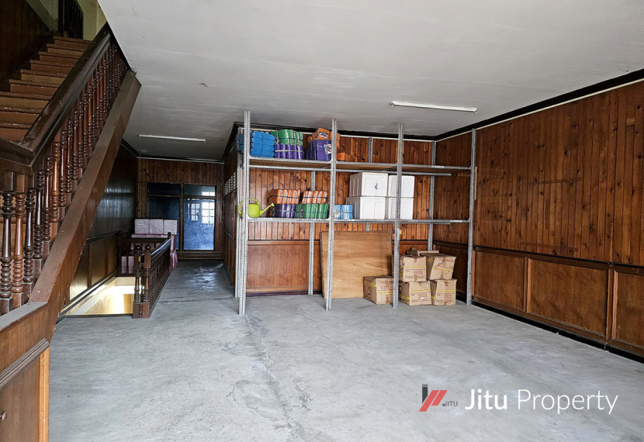 Disewakan Ruko Parkiran Luas Pahlawan Pusat Kota Pontianak