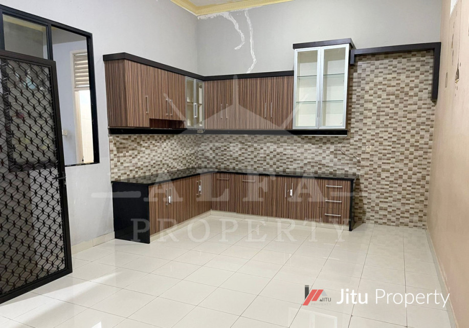 Dijual/Disewakan Rumah Jalan Karya Baru Pondok Pelangi Kota Pontianak