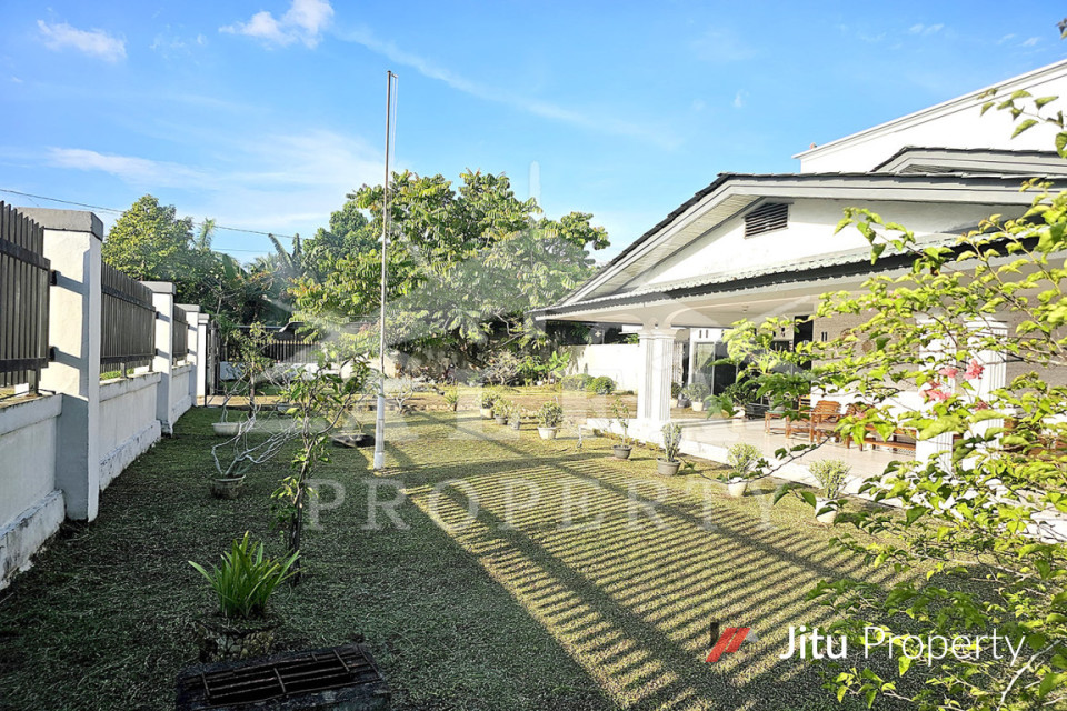 Dijual Tanah Luas Plus Rumah Jalan Kapten Tendean Kota Pontianak