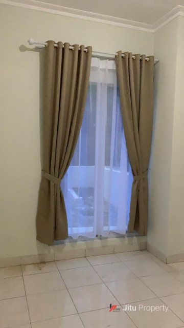 Rumah Di KONTRAKAN utk kel muda dan strategis hrg bagus