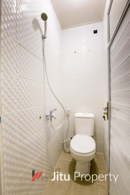 Dijual Kost daerah Mangga Besar 48 kamar baru Renovasi