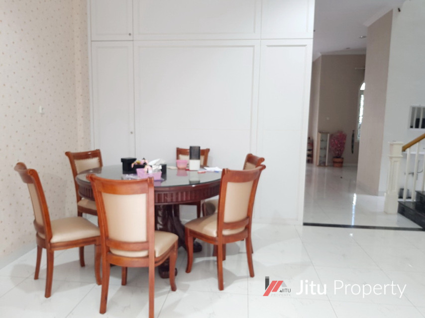Disewa Villa siap huni di Komplek Grand Cemara Asri