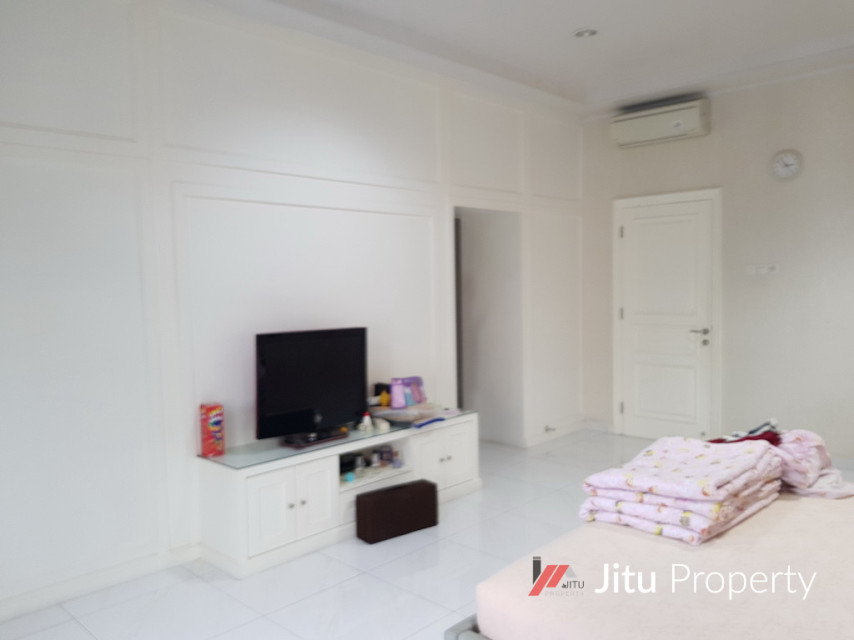 Disewa Villa siap huni di Komplek Grand Cemara Asri