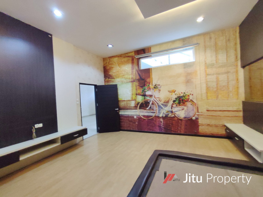 Dijual Villa siap huni di komplek River View ( Polonia ) Medan