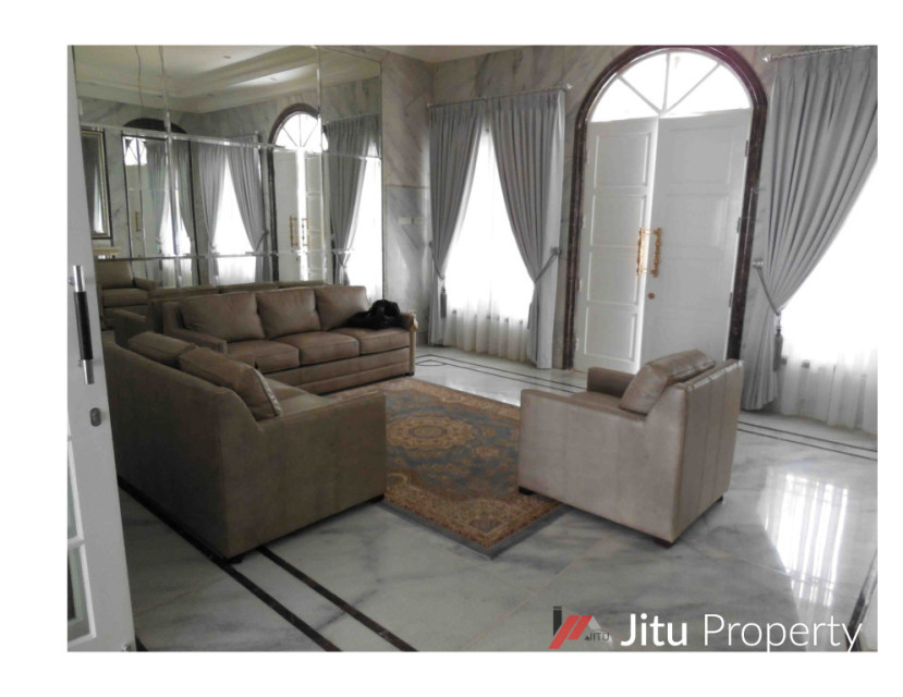 Dijual Turun Harga Rumah SHM Di Menteng Jakarta Pusat