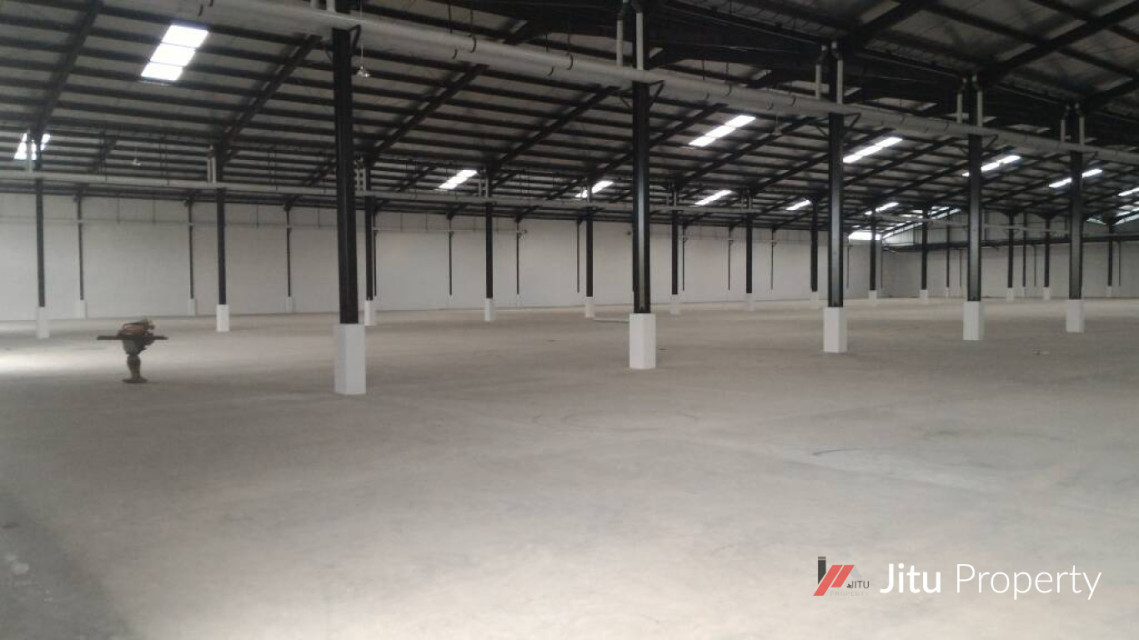 Gudang Siap Pakai Romokalisari Osowilangun Dekat Pintu Tol