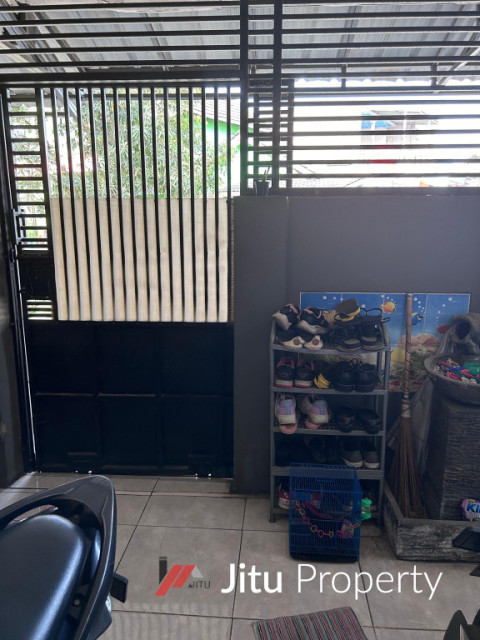 Dijual Rumah Gandeng 2 Unit Jadi 1 Di Taman Kutabumi Tangerang