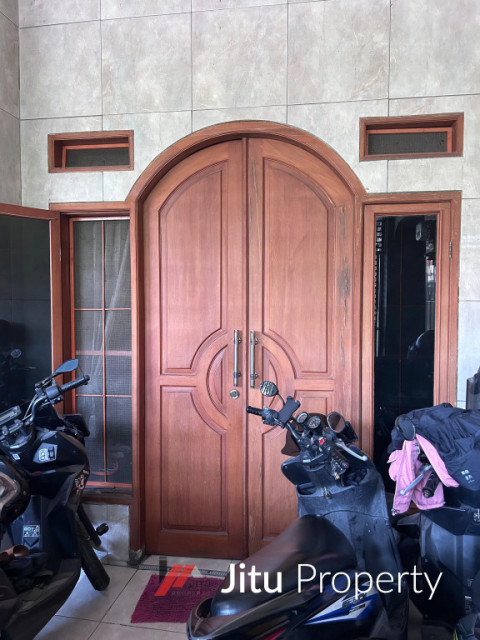 Dijual Rumah Gandeng 2 Unit Jadi 1 Di Taman Kutabumi Tangerang