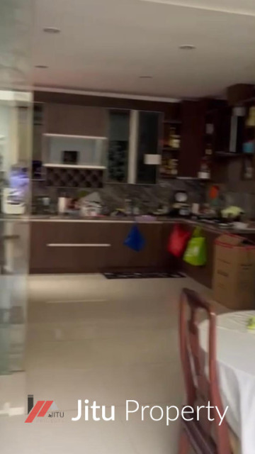 Dijual Cepat Rumah 2 Lantai di Permata Hijau Jakarta Selatan