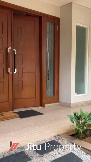 Dijual Cepat Rumah 2 Lantai di Permata Hijau Jakarta Selatan