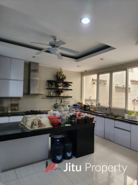 Dijual Rumah SHM di Bukit Gading Villa Kelapa Gading