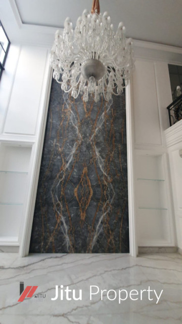 Dijual Rumah Mewah Brand New di Villa Gading Indah Jakarta Utara