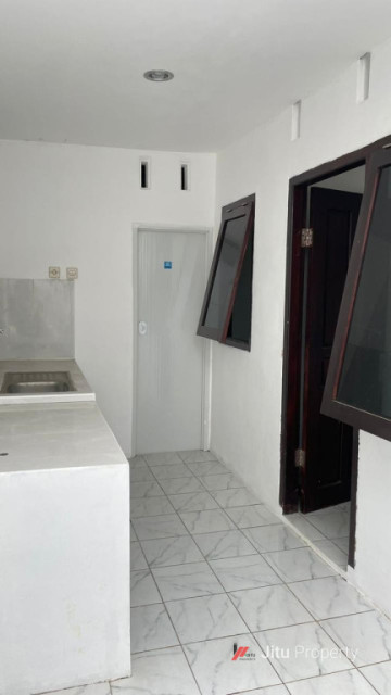 Dijual Rumah Dengan Suasana Tenang Alam Bali di Jalan Mambang Tengah