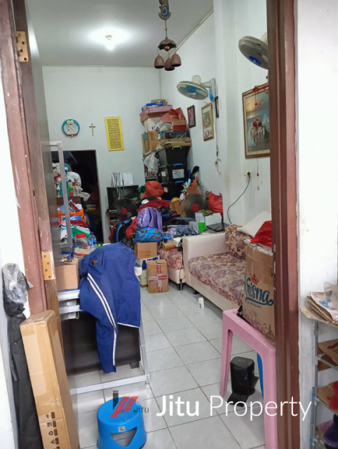 Dijual Rumah Lokasi Strategis Untuk Usaha Dan Kos Kosan Jakarta Pusat