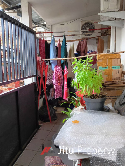 Dijual Rumah Lokasi Strategis Untuk Usaha Dan Kos Kosan Jakarta Pusat