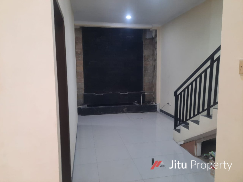 Jual Cepat Rumah 2 Lt murah di Taman Kenari Nusantara Cibubur