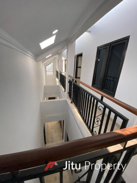 Dijual Rumah Komplek Colombo Rumah Minimalis Modern Cozy, Yogjakarta