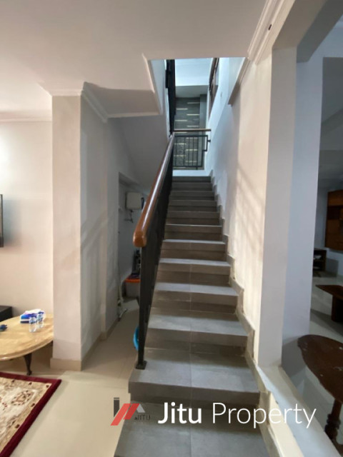 Dijual Rumah Komplek Colombo Rumah Minimalis Modern Cozy, Yogjakarta