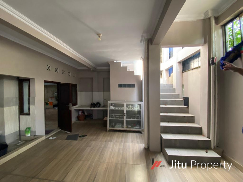 Dijual Rumah Komplek Colombo Rumah Minimalis Modern Cozy, Yogjakarta