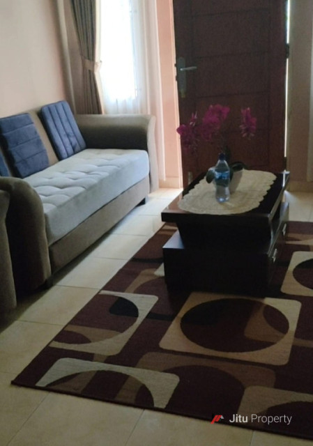 Dijual Rumah Dalam Komplek Sawangan Posisi Hook Paling Strategis