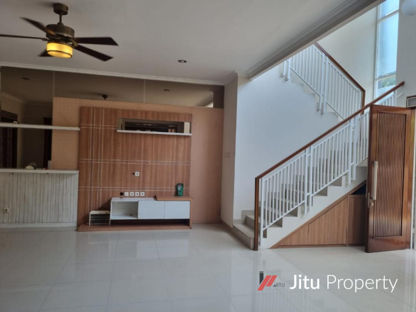 Rumah Hoomy Depan Taman Siap Huni Permata Puri 1 Cimanggis Cibubur