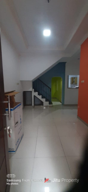 Dijual Rumah Siap Huni Dalam Komplek Permata Depok Lingkungan Nyaman